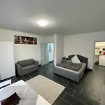 Naehe Hauptbahnhof & Ece-Center, Smart Tv